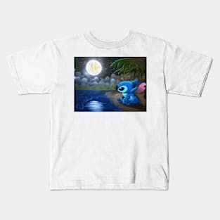 stitch under the moon Kids T-Shirt